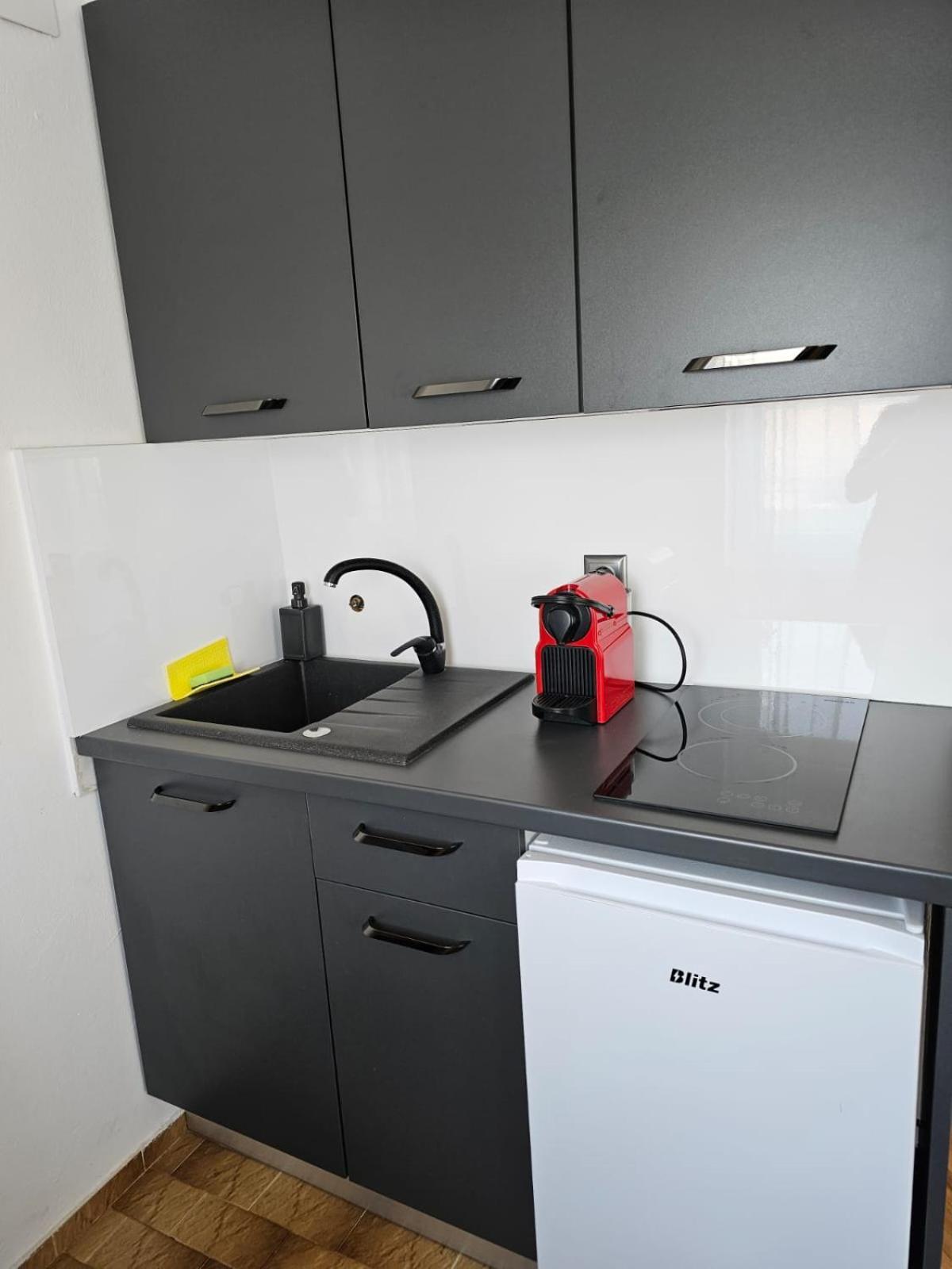 Suhi Brod Apartment