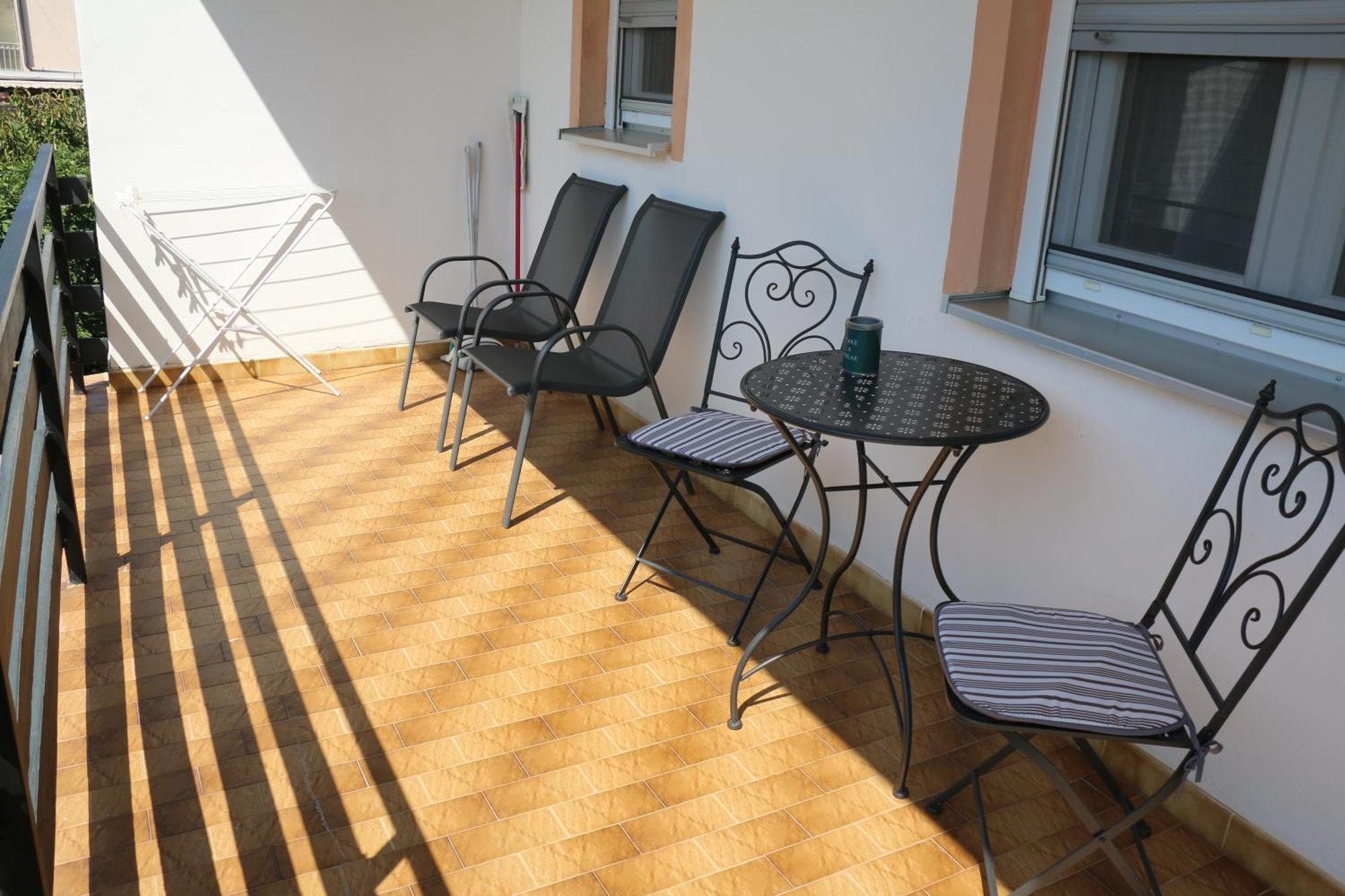 Apartment Suhi Brod *