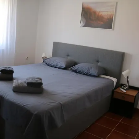 Apartmani Suhi Brod Medulin Exterior photo