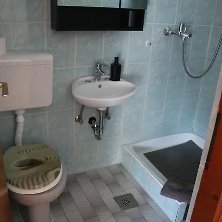 Apartmani Suhi Brod Medulin Exterior photo