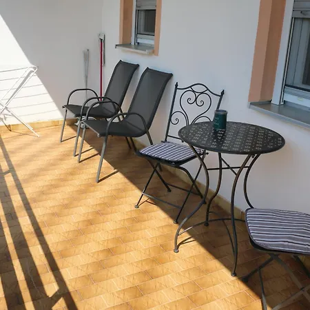 Apartmani Suhi Brod Medulin Exterior photo