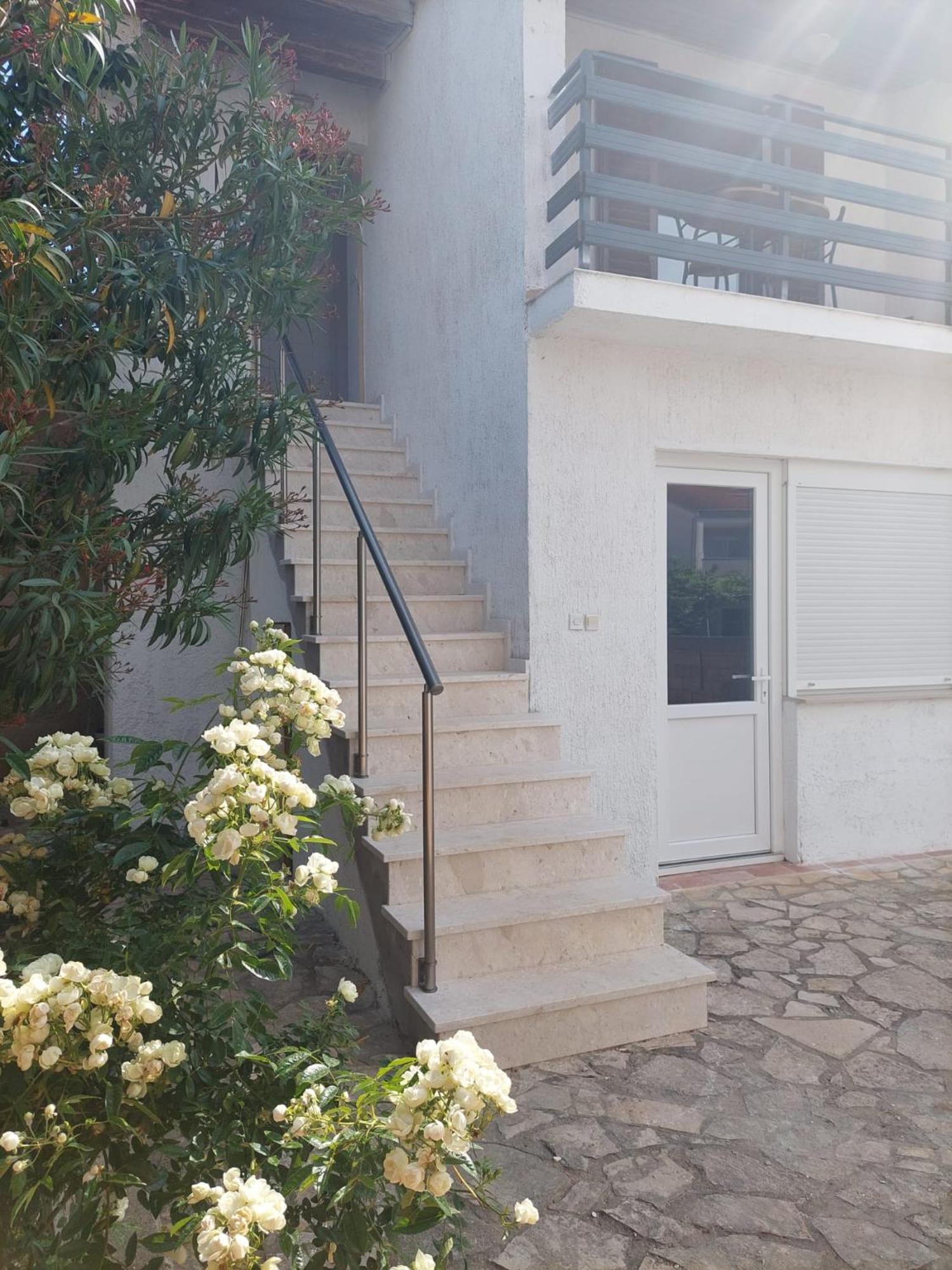 Suhi Brod Apartma Medulin